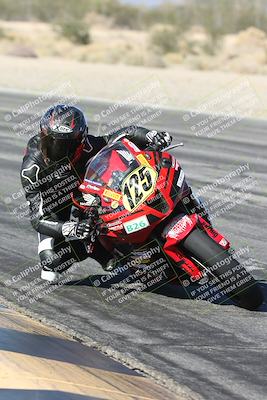 media/Dec-04-2025-Racers Edge (Thu) [[5ebc9f124d]]/3-B Group/3-Session 2 (Turn 7 Inside)/